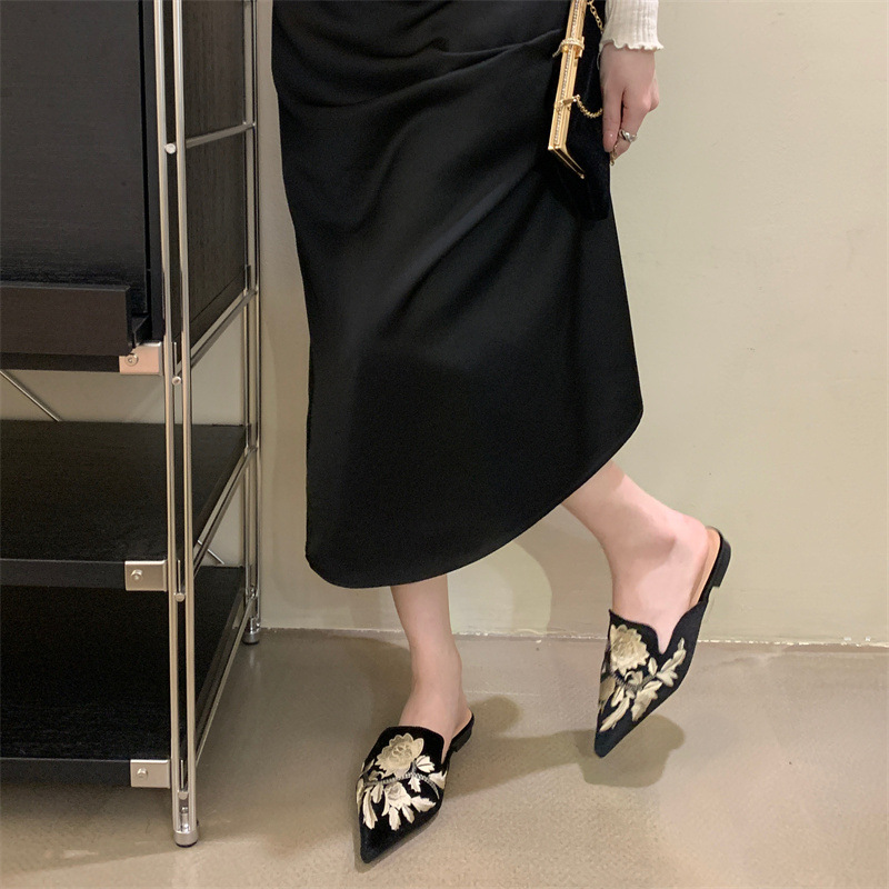 2026 New Women's Shoes Embroid - Embroidery Flower 评论和价格